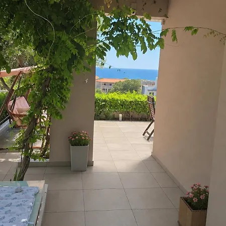 Βίλα Alkion Sea View, Olive Tree Garden & Spacious Terrace *
